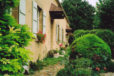 Gite de la ferme d'ecosse à bazoche dans le parc du morvan près de Vezelay en bourgogne, nievre.